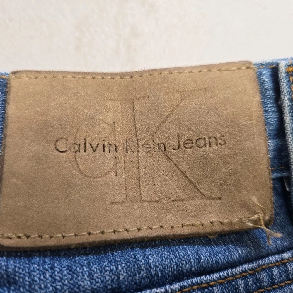 Calvin Klein Jeans Men's 38 x 31 Blue Medium Wash Straight Leg Relaxed Fit